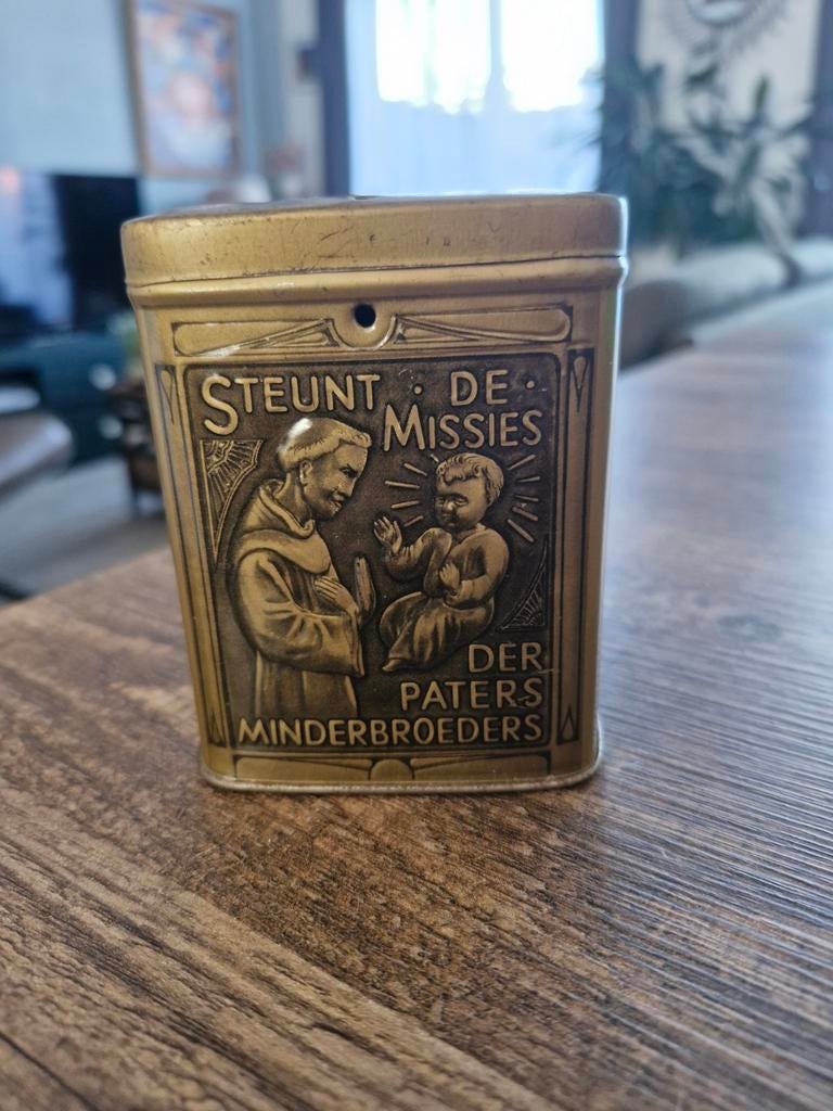 Missie blikje - missies der paters minderbroeders., Ophalen of Verzenden, Gebruikt