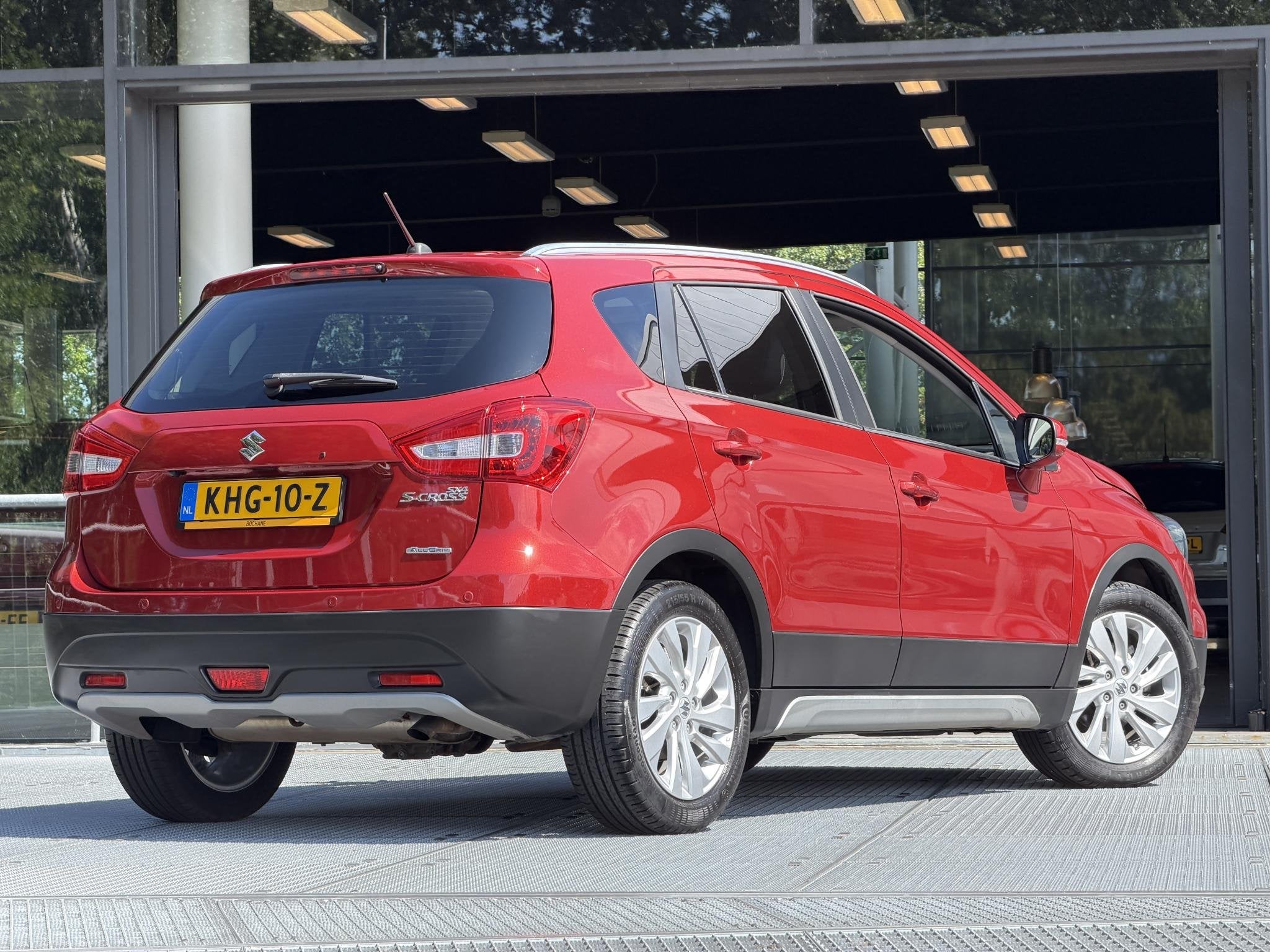 Suzuki S-Cross 1.4 Boosterjet AllGrip High Executive Automaa, Auto's, Suzuki, Automaat, Gebruikt, Euro 6, Leder