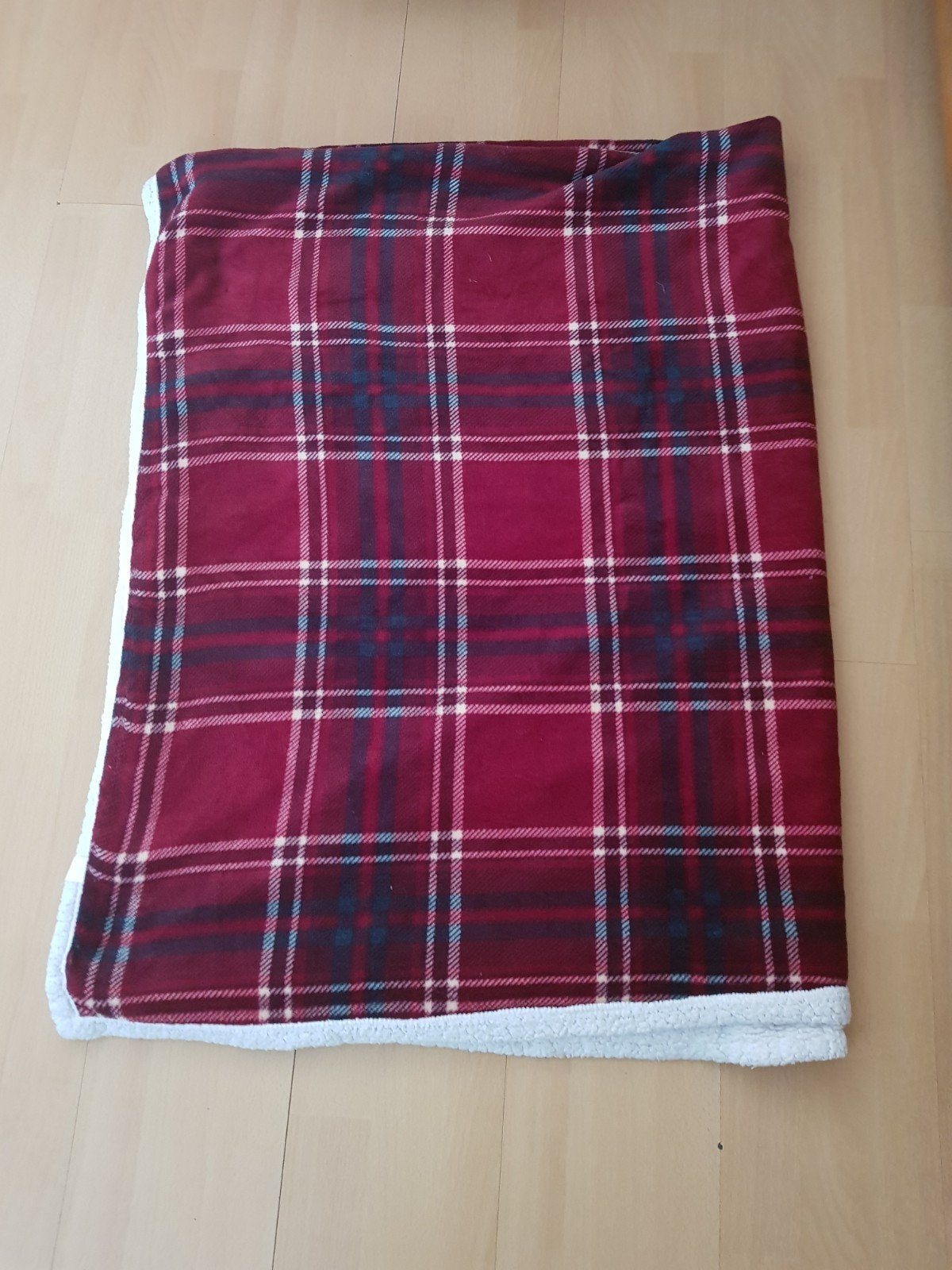 Leuke geruite deken, rood met blauw en wit, Ophalen of Verzenden, Gebruikt, Meerkleurig