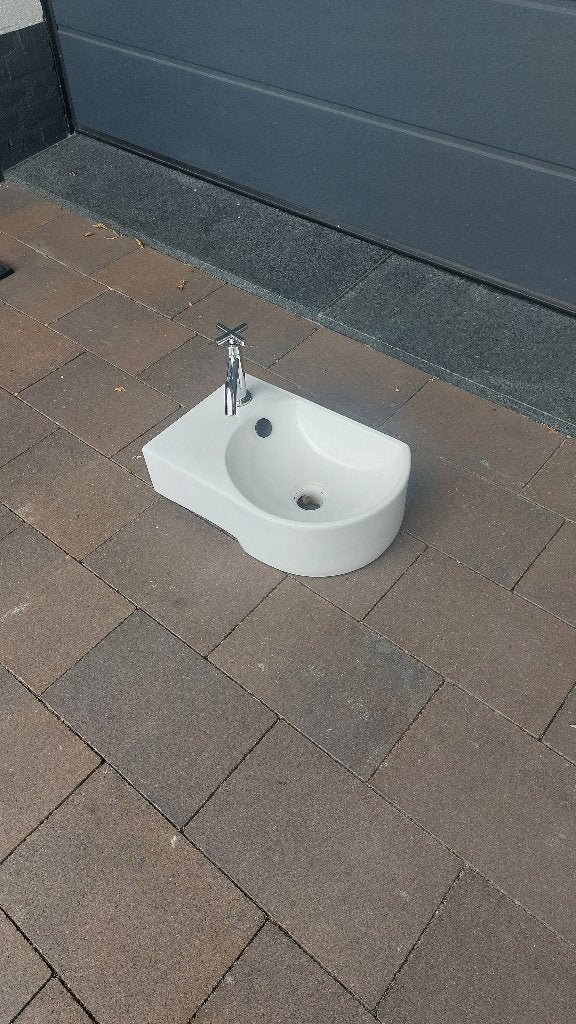 Wastafel plus kraan, Ophalen, Gebruikt, Wastafel