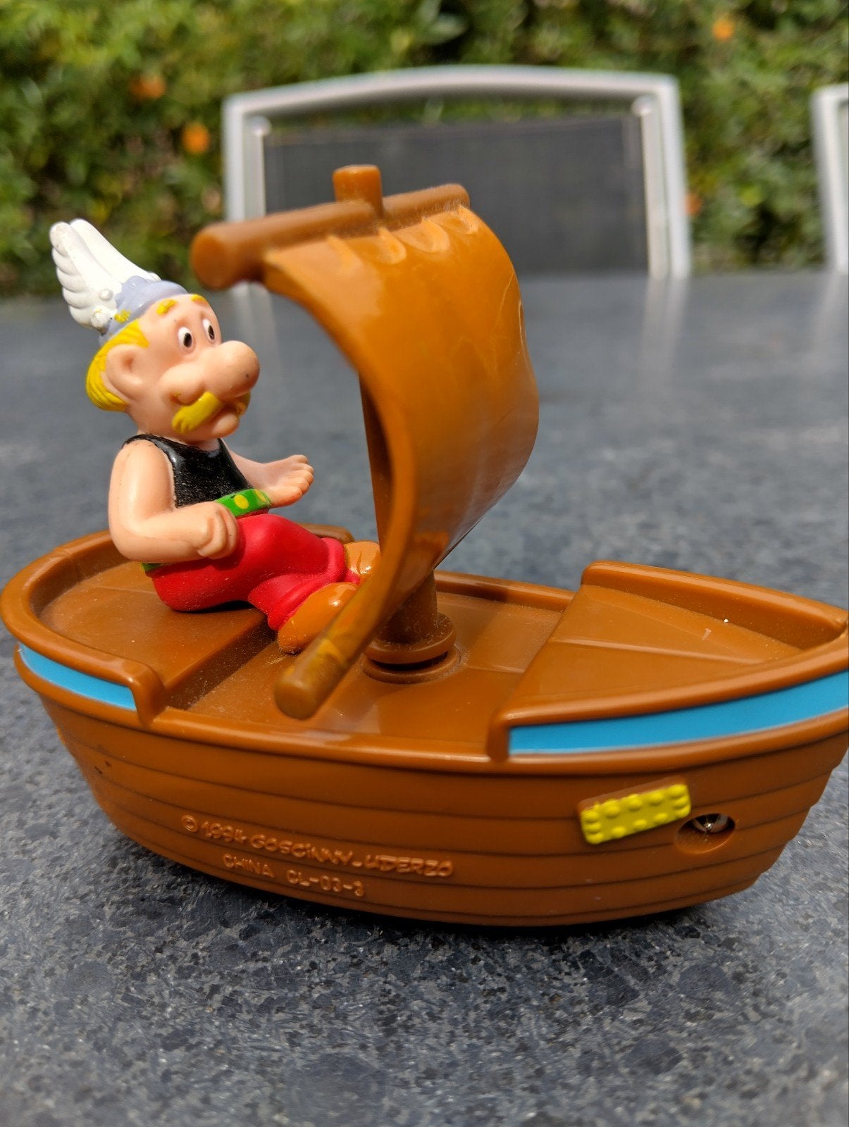Asterix in bootje - McDonald's Happy Meal speelgoed, Ophalen, Zo goed als nieuw