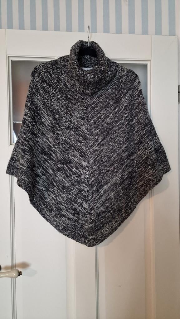 Gemêleerde poncho, Ophalen of Verzenden, Zo goed als nieuw