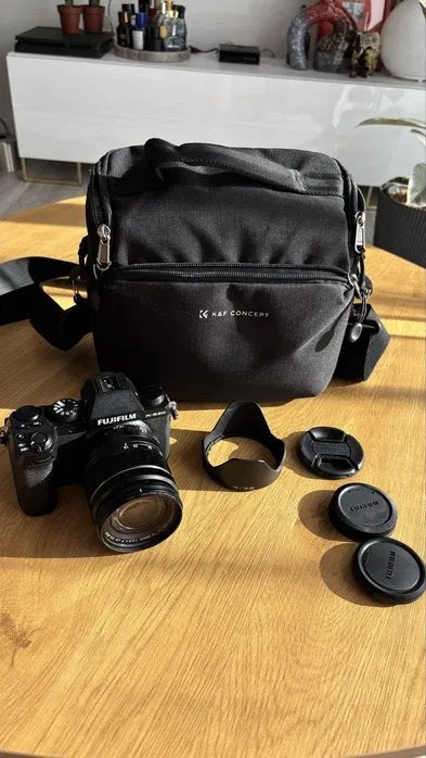 Fujifilm XS-20 + Fujinon XF 18-55 f2.8-4, Audio, Tv en Foto, Fotocamera's Digitaal, Zo goed als nieuw, Systeemcamera, Fujifilm