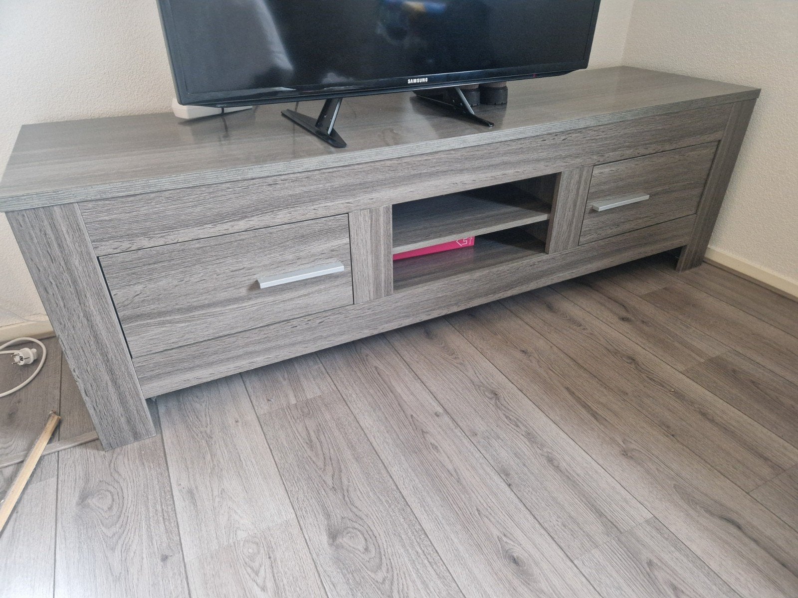 tv meubel gratis afhalen, Ophalen