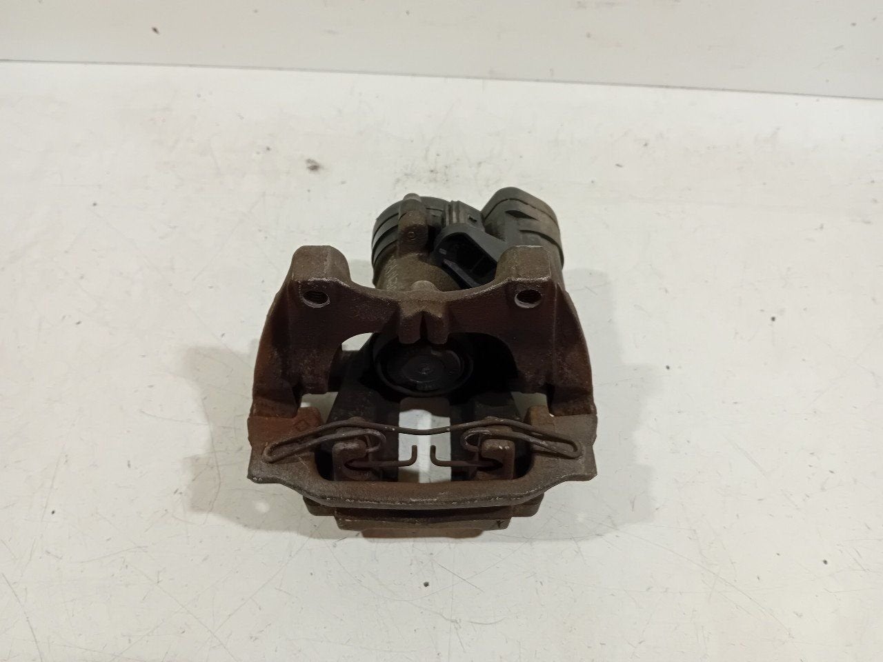 Remklauw rechts achter Audi A3, Auto-onderdelen, Onderdelen@venauto.nl, Van der Ven Autorecycling B.V., Gebruikt, Ettenseweg 76, 4706 PB Roosendaal, The Netherlands