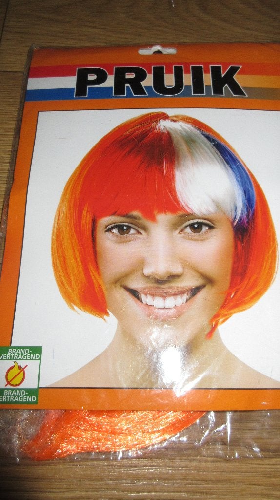 Koningsdag/EK/WK oranje dames pruiken Nieuw., Kleding | Dames, Carnavalskleding en Feestkleding, Ophalen of Verzenden, Nieuw, Oranje of Koningsdag