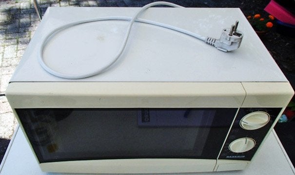 Magnetron Severin Type 7809, Verzenden, Draaiplateau, Magnetron, Zo goed als nieuw