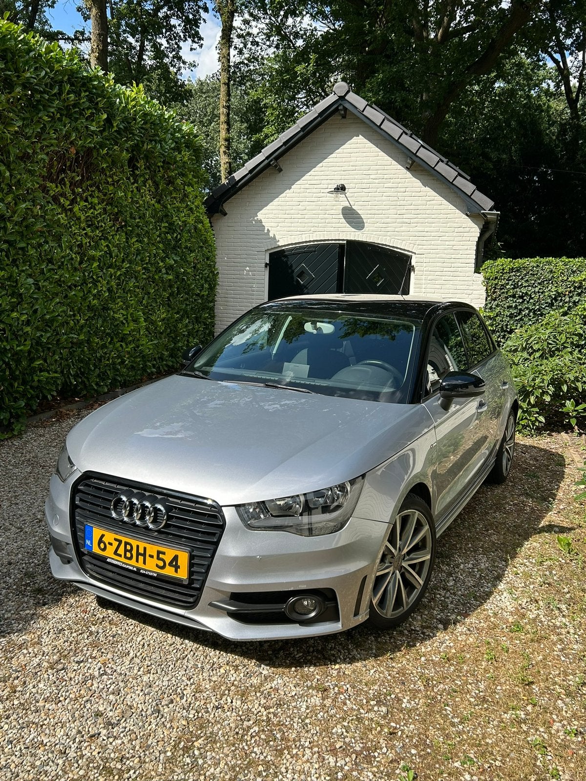 Audi A1 1.2 Tfsi 63KW SB 2015 Grijs, Voorwielaandrijving, Start-stop-systeem, Stof, 4 cilinders