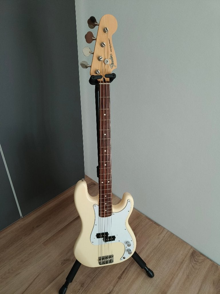 Fender Precision bass Japan, Ophalen, Zo goed als nieuw, Elektrisch