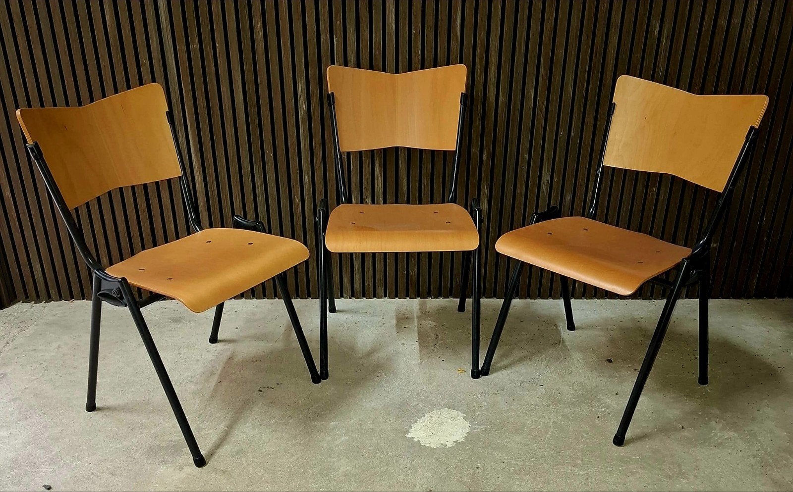 180 x Vepa Vintage schoolstoelen kantine stoelen cafe zaal, Ophalen of Verzenden, Zo goed als nieuw, Zwart, Vijf, Zes of meer stoelen