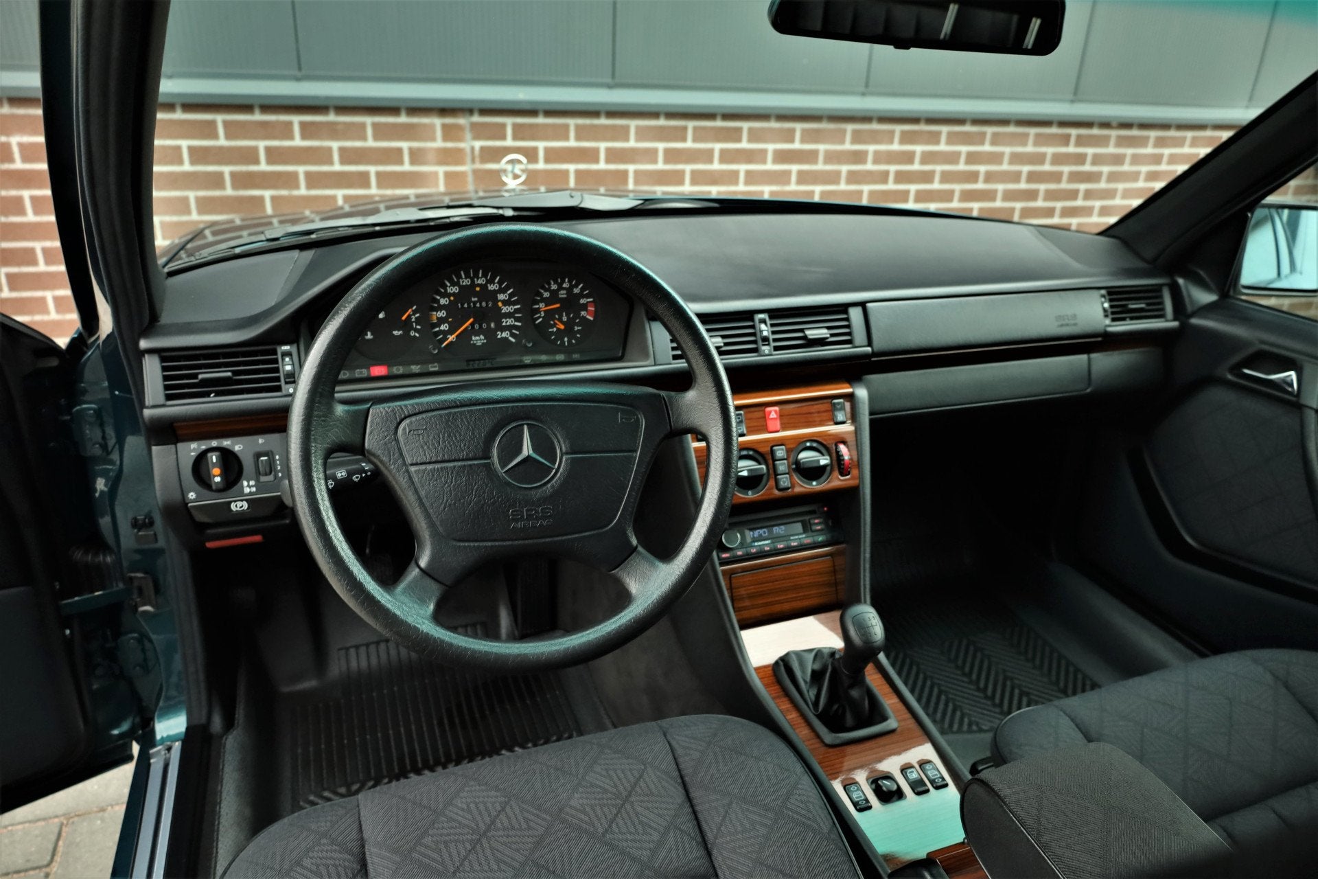 Mercedes-Benz E-Klasse Combi E 200 S124 Youngtimer 141462km, foto 6