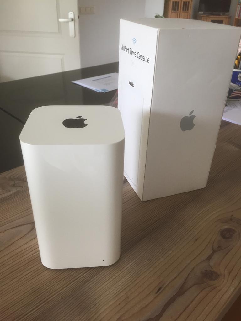 Apple Airport Time Capsule/router + 6TB HD interne opslag, Ophalen of Verzenden, Gebruikt, Router