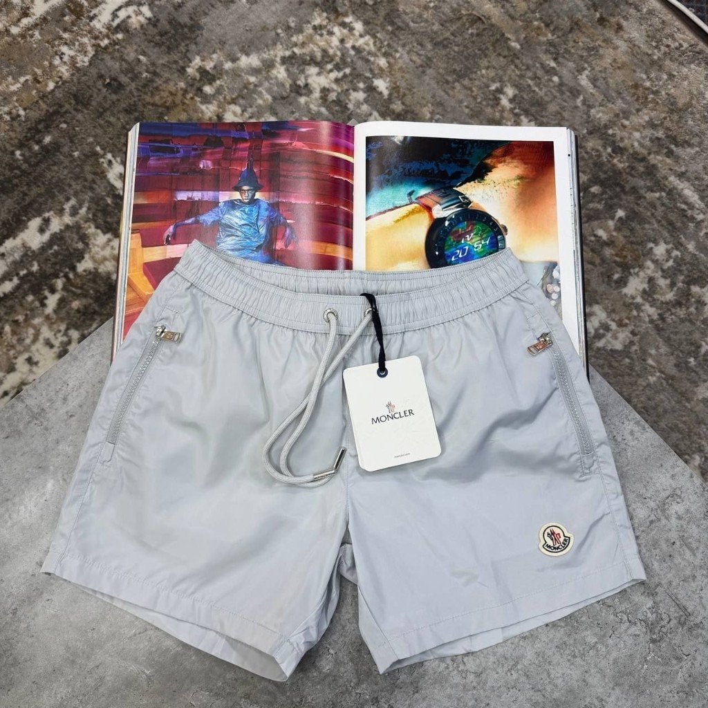 Moncler Shorts, Kleding | Heren, Badmode en Zwemkleding, Ophalen of Verzenden, Overige maten, Zwart