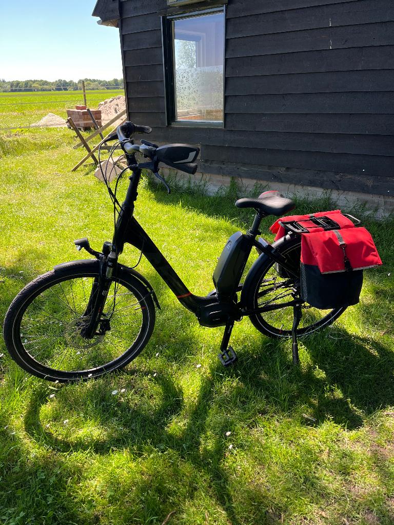 e-bike lage instap Husqvarna, Fietsen en Brommers, Elektrische fietsen, Zo goed als nieuw, Minder dan 47 cm, 50 km per accu of meer