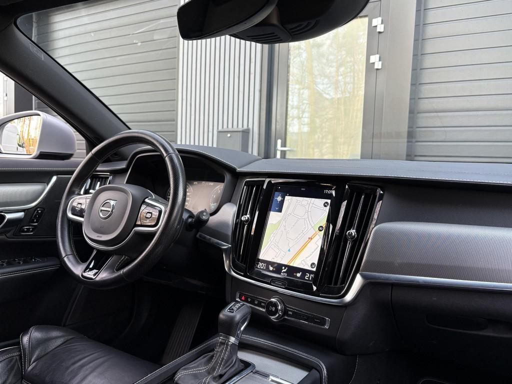 Volvo V90 2.0 T4 Business Sport R-design, 15 km/l, Euro 6, 93 €/maand, 750 kg