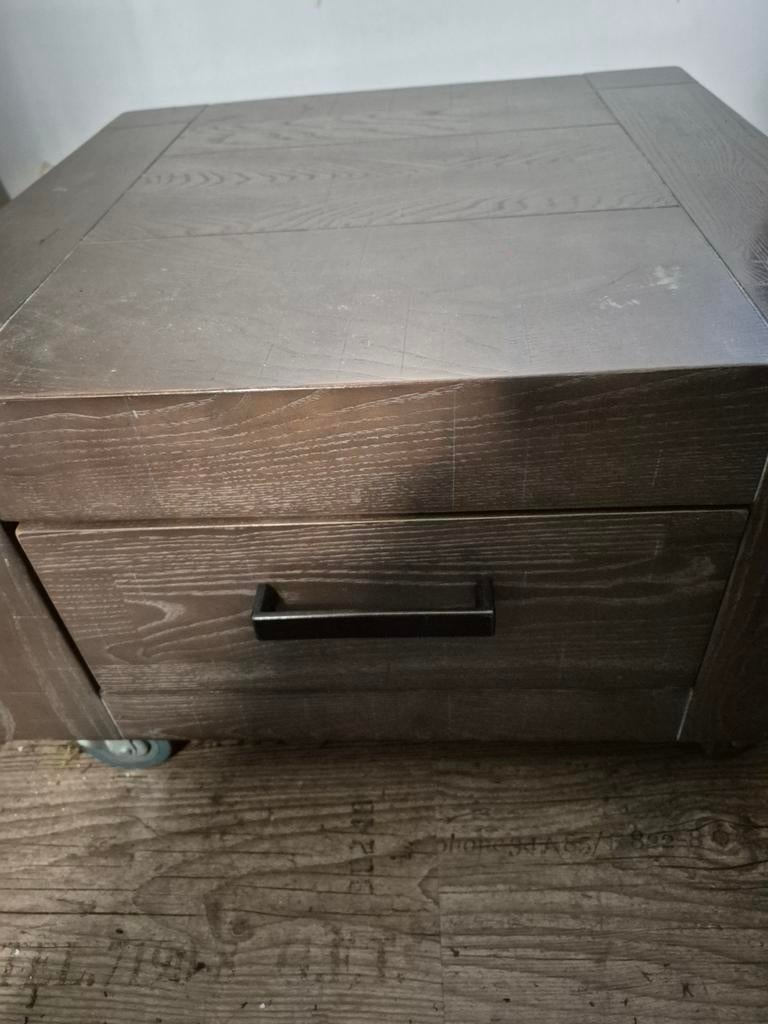 2x Salontafel Tivoli Henders & Hazel met lade en wielen, Huis en Inrichting, Tafels | Salontafels, Ophalen, Gebruikt, Vierkant