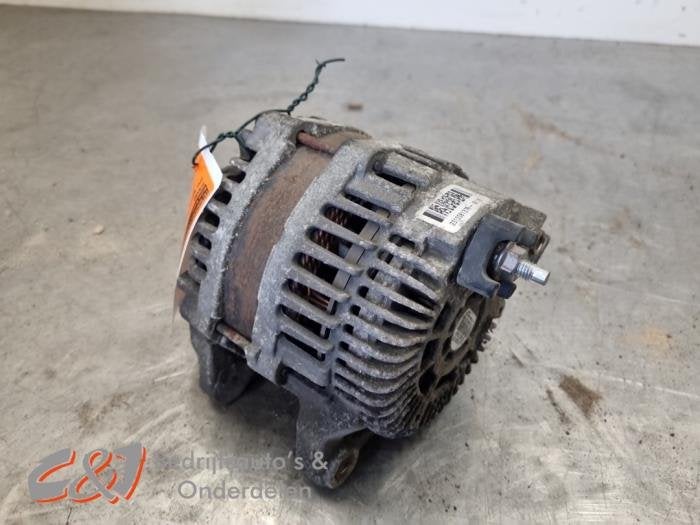 Dynamo van een Opel Movano, Gebruikt, -, -, Opel