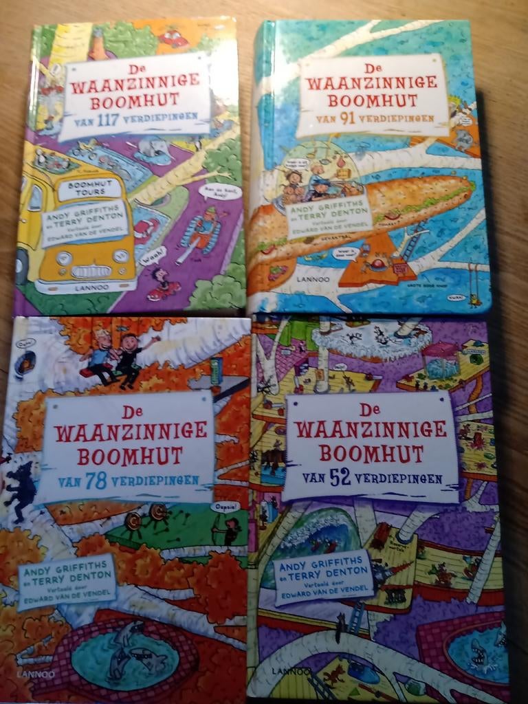 De Waanzinnige Boomhut - 4 delen, Boeken, Kinderboeken | Jeugd | onder 10 jaar, Gelezen, Fictie algemeen, Ophalen of Verzenden