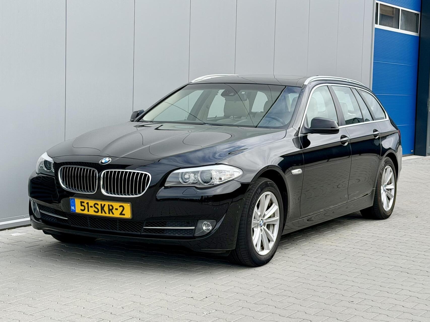 BMW 5-serie Touring 520i High Exe | Pano | Xenon | Leer !, Euro 5, Achterwielaandrijving, Gebruikt, Automatische klimaatregeling