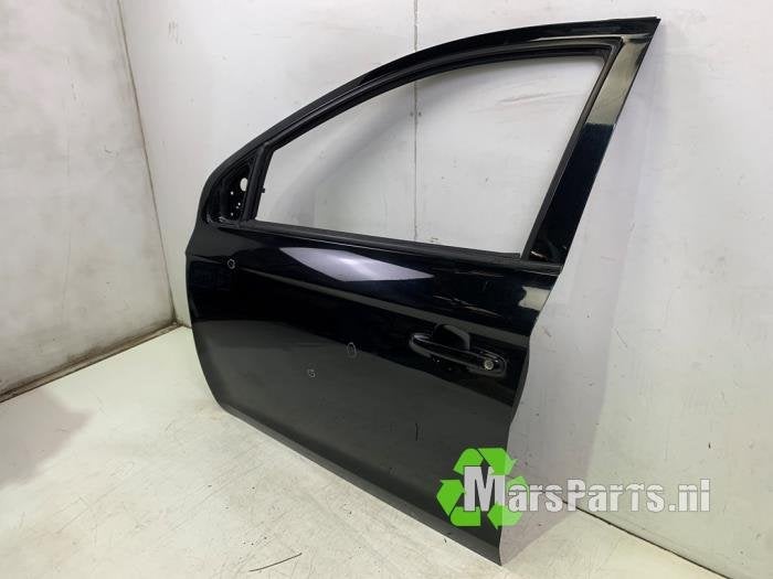 Portier 4Deurs links-voor van een Hyundai I20, Gebruikt, -, Deur, -