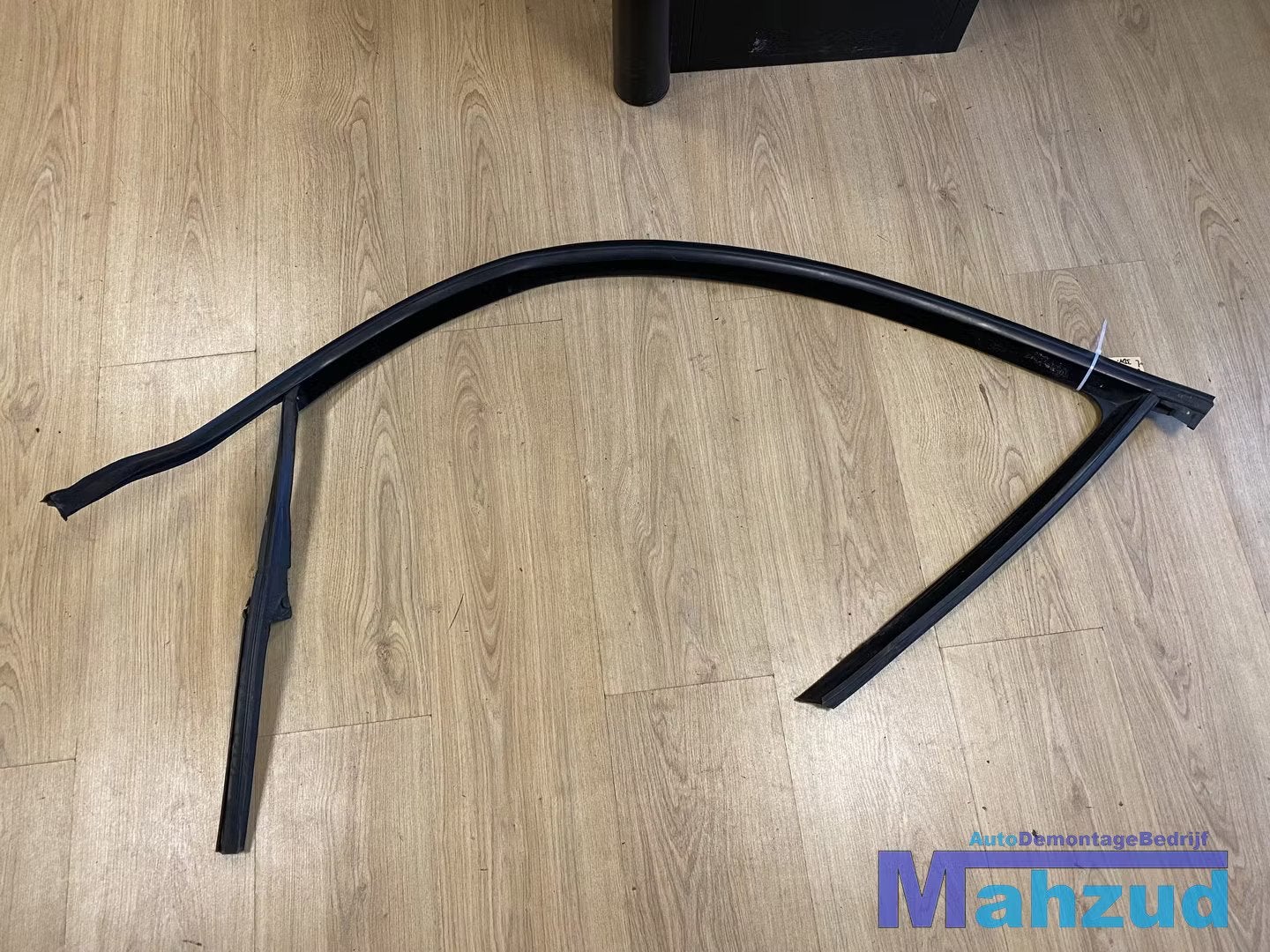 VW GOLF 5 Links 3 deurs deur raamrubber deur 2003-2009, Gebruikt, Volkswagen, Volkswagen AG, Berliner Ring 2
38440  Wolfsburg, DE
