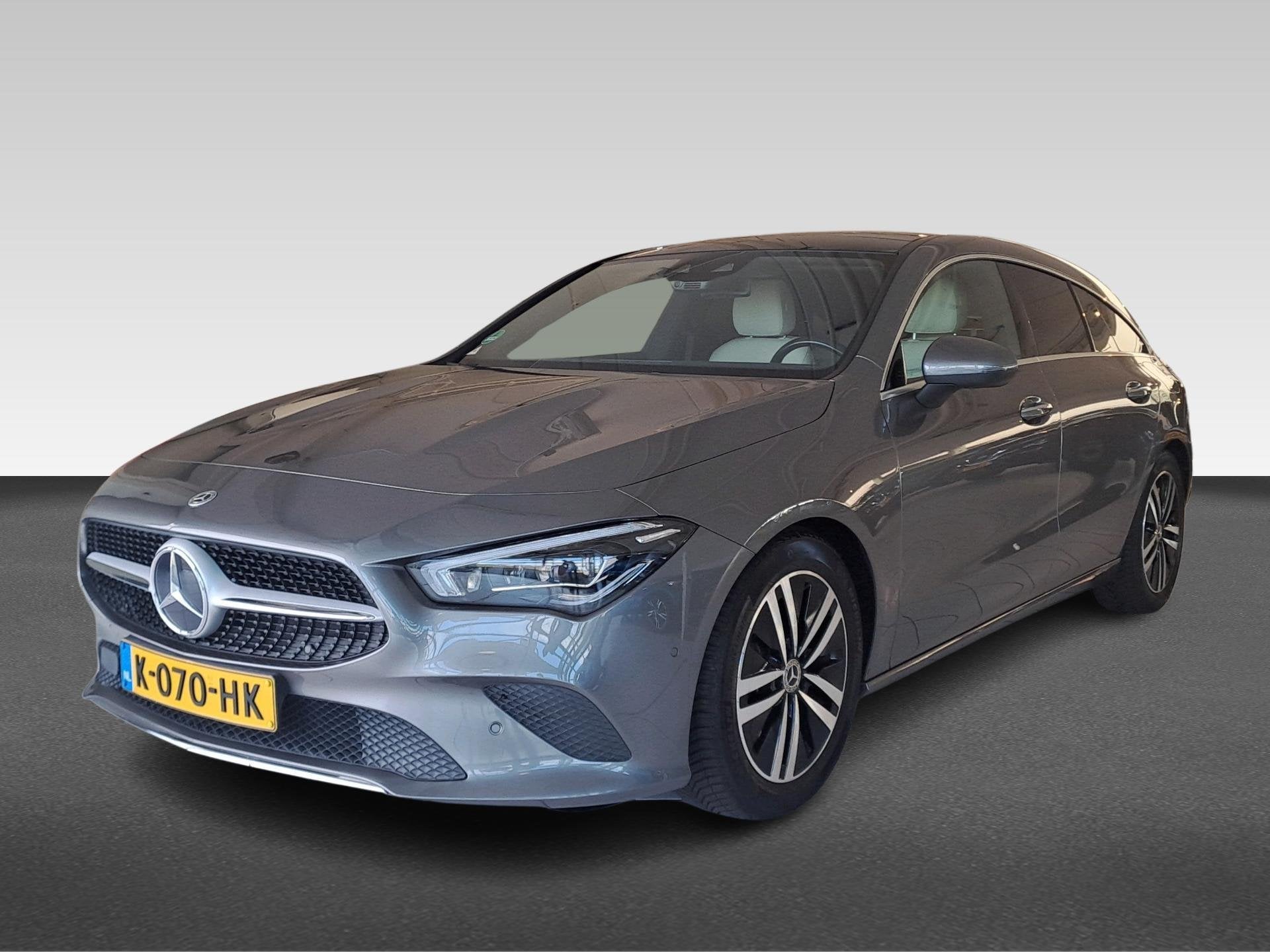 Mercedes-Benz CLA-klasse Shooting Brake 200 163pk 7G-DCT Aut, Auto's, Mercedes-Benz, CLA, 730 kg, Gebruikt, 4 cilinders