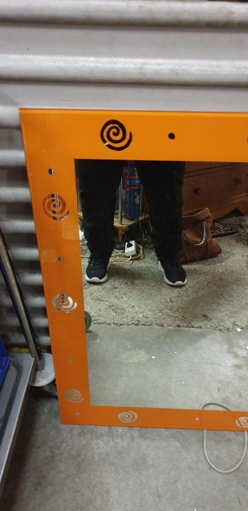 spiegel met oranje sierlijst, Ophalen of Verzenden, 'T Olde Gre-j, Info@toldegrej.nl, Endepoelstraat 20f Didam
