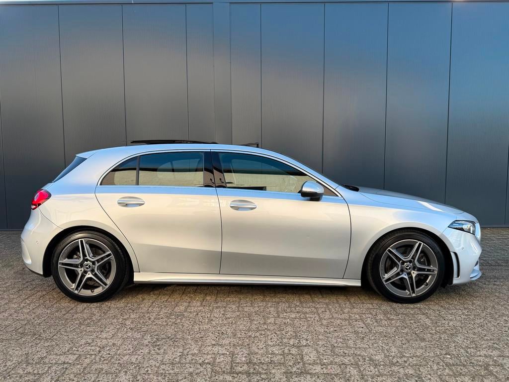 Mercedes-Benz A-klasse 220 Premium Plus AMG Pano Sfeerverlic, Gebruikt, Euro 6, Bedrijf, Parkeercamera