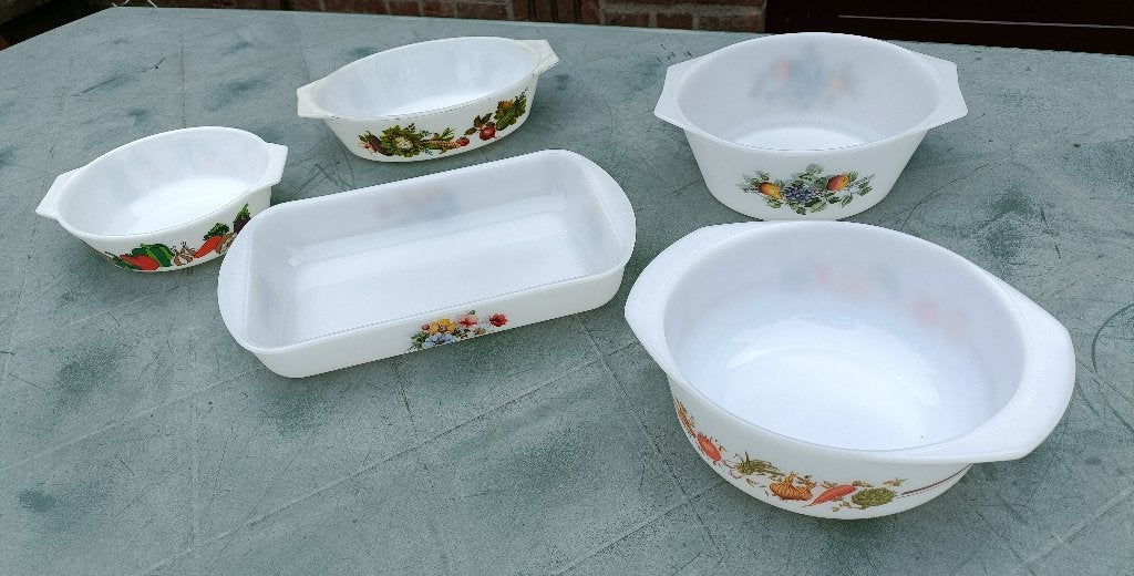5 Vintage PYREX ovenschalen JAJ England en Arcopal, Ophalen of Verzenden, Gebruikt