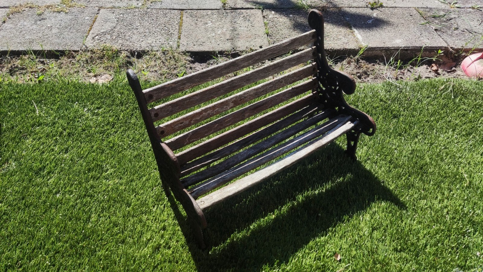 Klein sierbankje voor tuin of balkon, Ophalen, Gebruikt, Hout