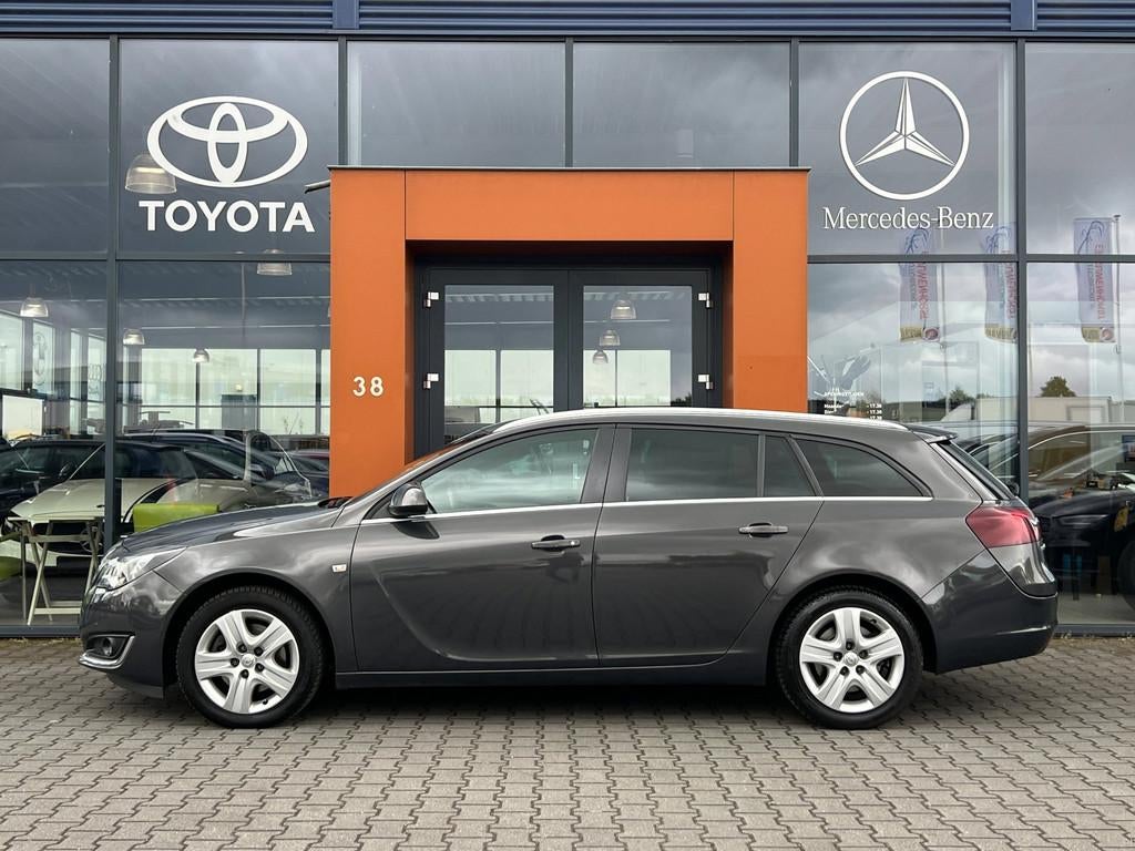 Opel Insignia Sports Tourer 1.6 T |Leer|Navi|Clima|Stoelverw, Voorwielaandrijving, 15 km/l, Gebruikt, Euro 6