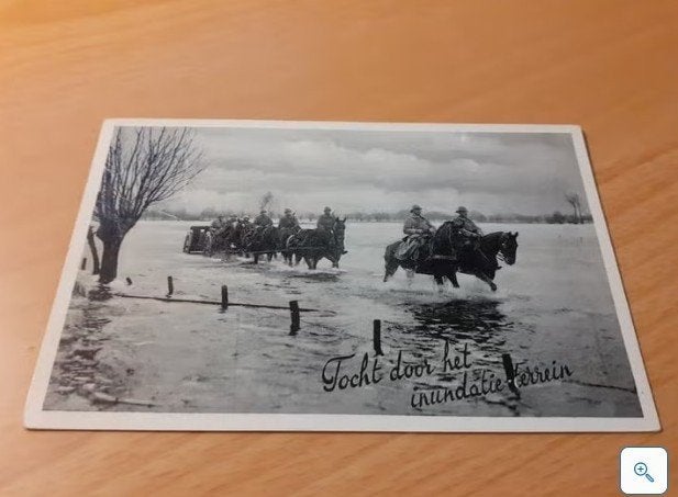 Tocht door het inundatieterrein, Ophalen of Verzenden, Landmacht, Nederland, Foto of Poster