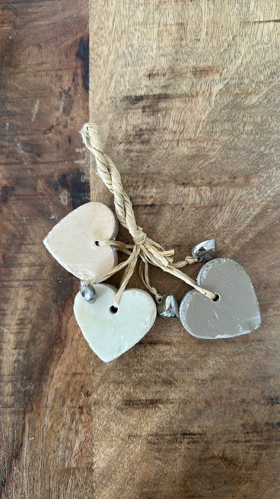 Decoratieve Zeepjes in Hartvorm met Belletjes, Meerkleurig, Overige materialen, Ophalen of Verzenden, Landelijk