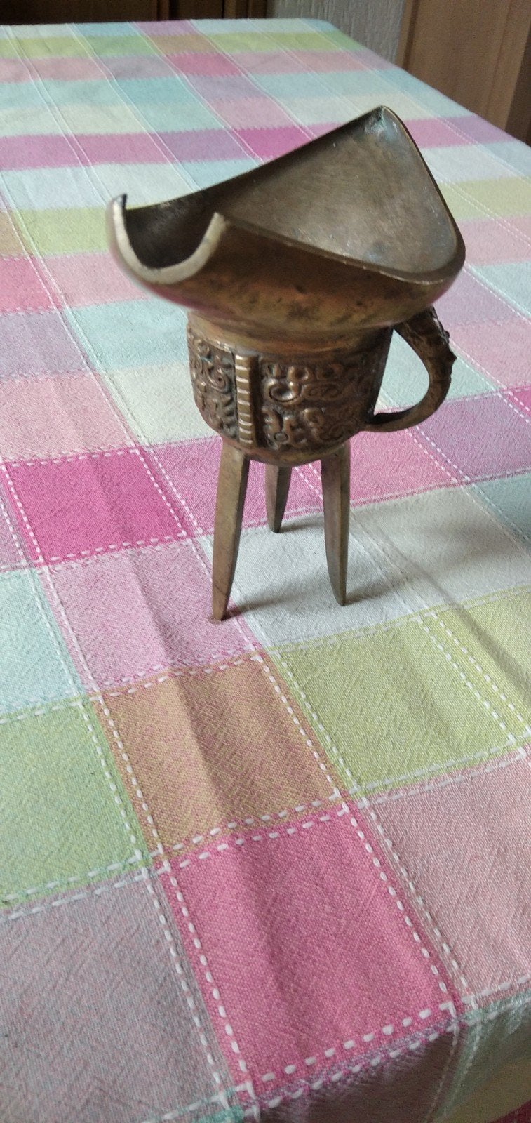 Antieke Chinese Bronzen Jue Wijnbeker- 17cm Hoogte, Ophalen of Verzenden