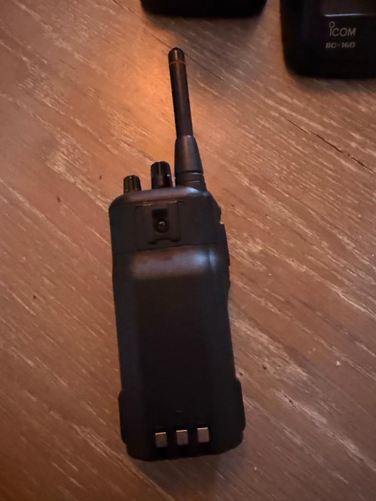 Icom IC-F25SR PMR446 Portofoon - Zo goed als nieuw, Ophalen, Zo goed als nieuw, 2 to 5 km, Portofoon of Walkie-talkie