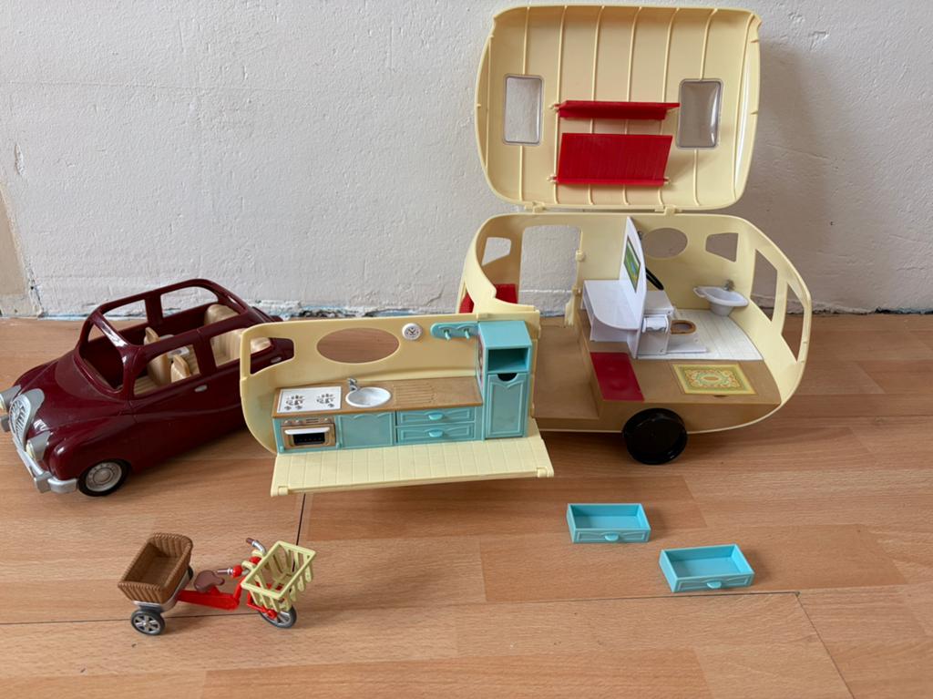 Sylvanian families Auto met Caravan en fiets, Ophalen of Verzenden, Zo goed als nieuw, Overige typen