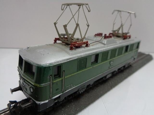 Marklin: 3036  Elec-loc loc serie 1141 OBB (H0), Hobby en Vrije tijd, Modeltreinen | H0, Wisselstroom, Gebruikt, Locomotief, Ophalen of Verzenden