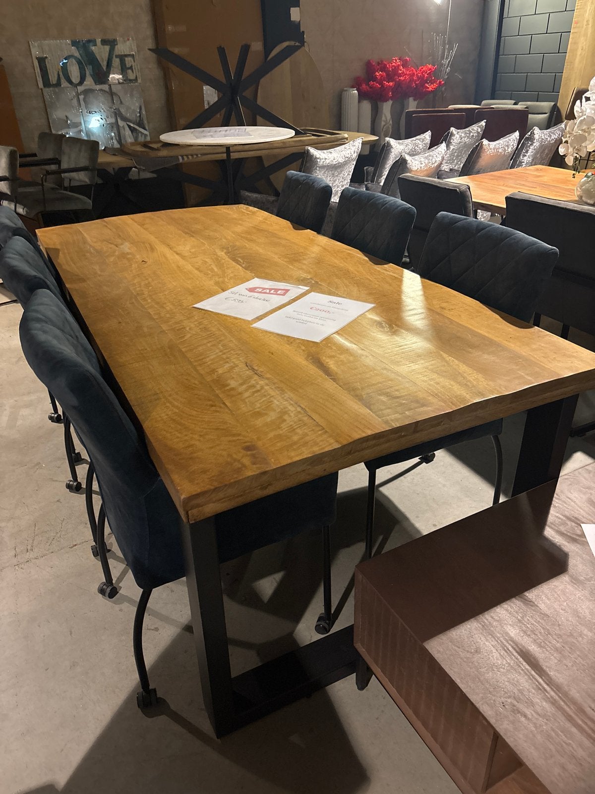 Eettafel mangohout 220x100 cm - Sale/Outlet, Huis en Inrichting, 200 cm of meer, Zo goed als nieuw, Vijf personen of meer, Rechthoekig