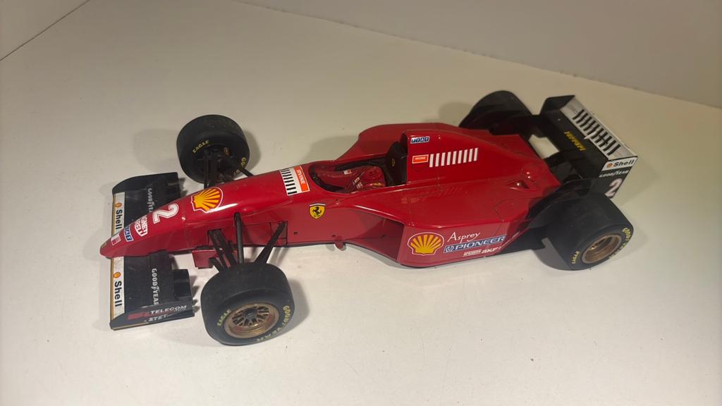 Ferrari 412t2 1996 irvine minichamps 1.18, Ophalen of Verzenden, MiniChamps, A, A
