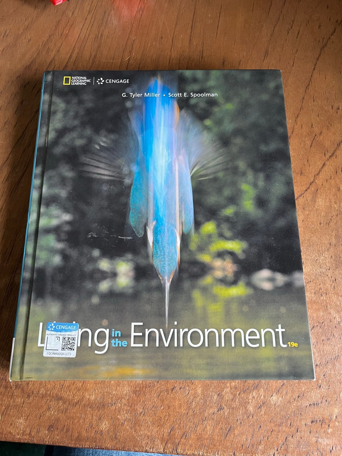 Living in the Environment 19e - G. Tyler Miller & Scott E. S, Ophalen of Verzenden, Gelezen