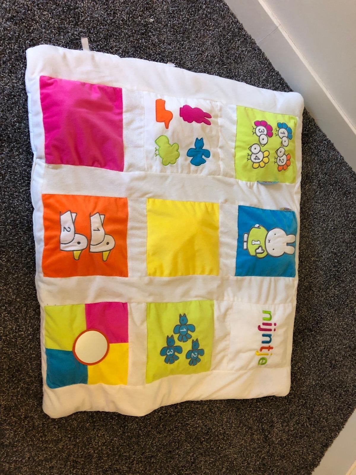 Nijntje Speelkleed - Kleurrijk en Interactief, Ophalen, Gebruikt, Speelkleed