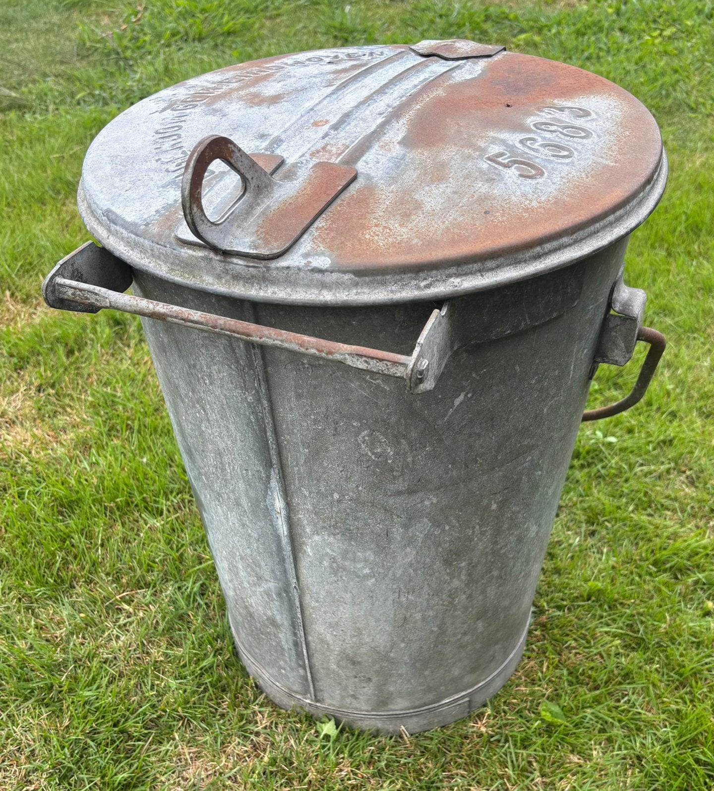 Brocante / Antieke zinken vuilnisbak / vuilnisemmer, Ophalen