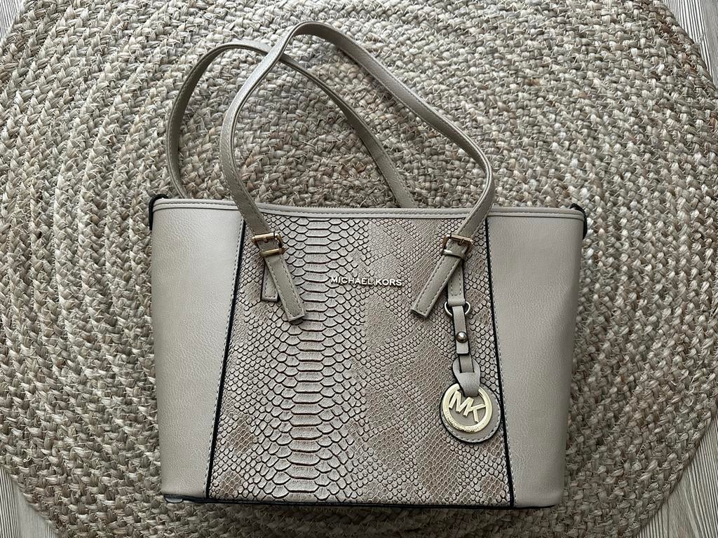 Michael Kors tas met slangenprint, Sieraden, Tassen en Uiterlijk, Tassen | Damestassen, Ophalen of Verzenden, Nieuw, Grijs, Handtas