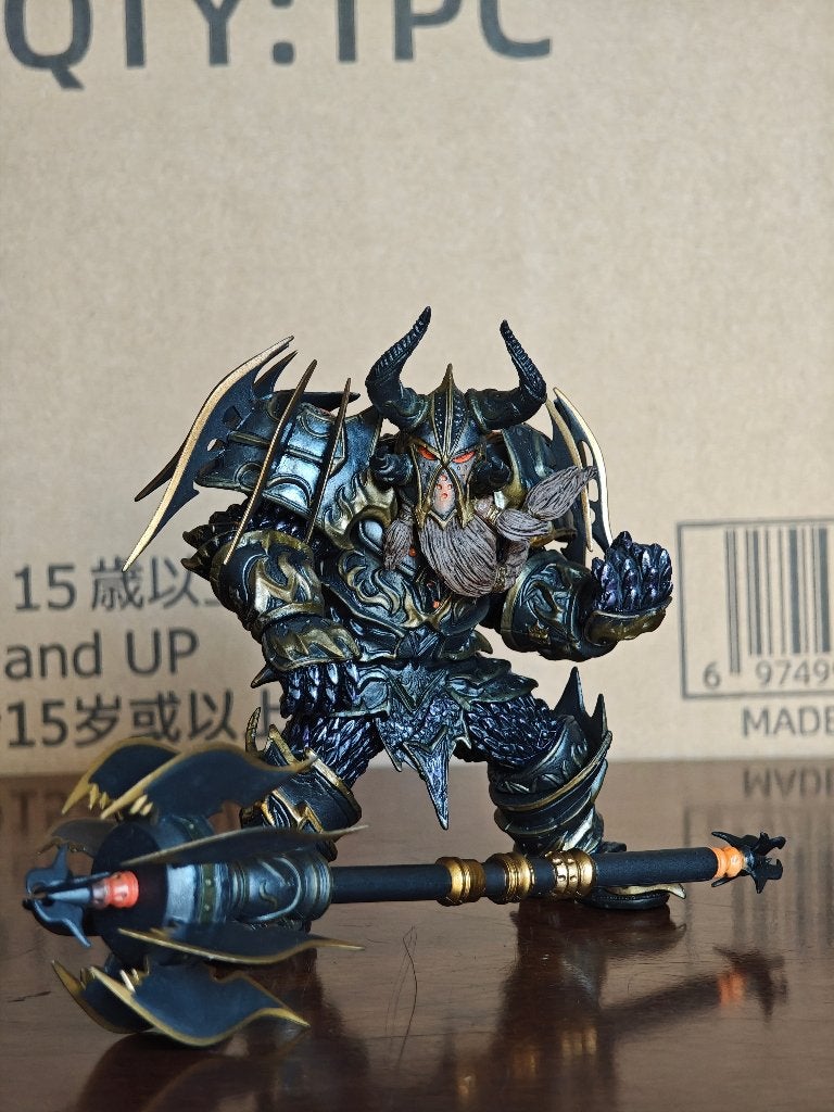 World of Warcraft - Thargas Anvilmar Figure #2, Ophalen of Verzenden, Gebruikt
