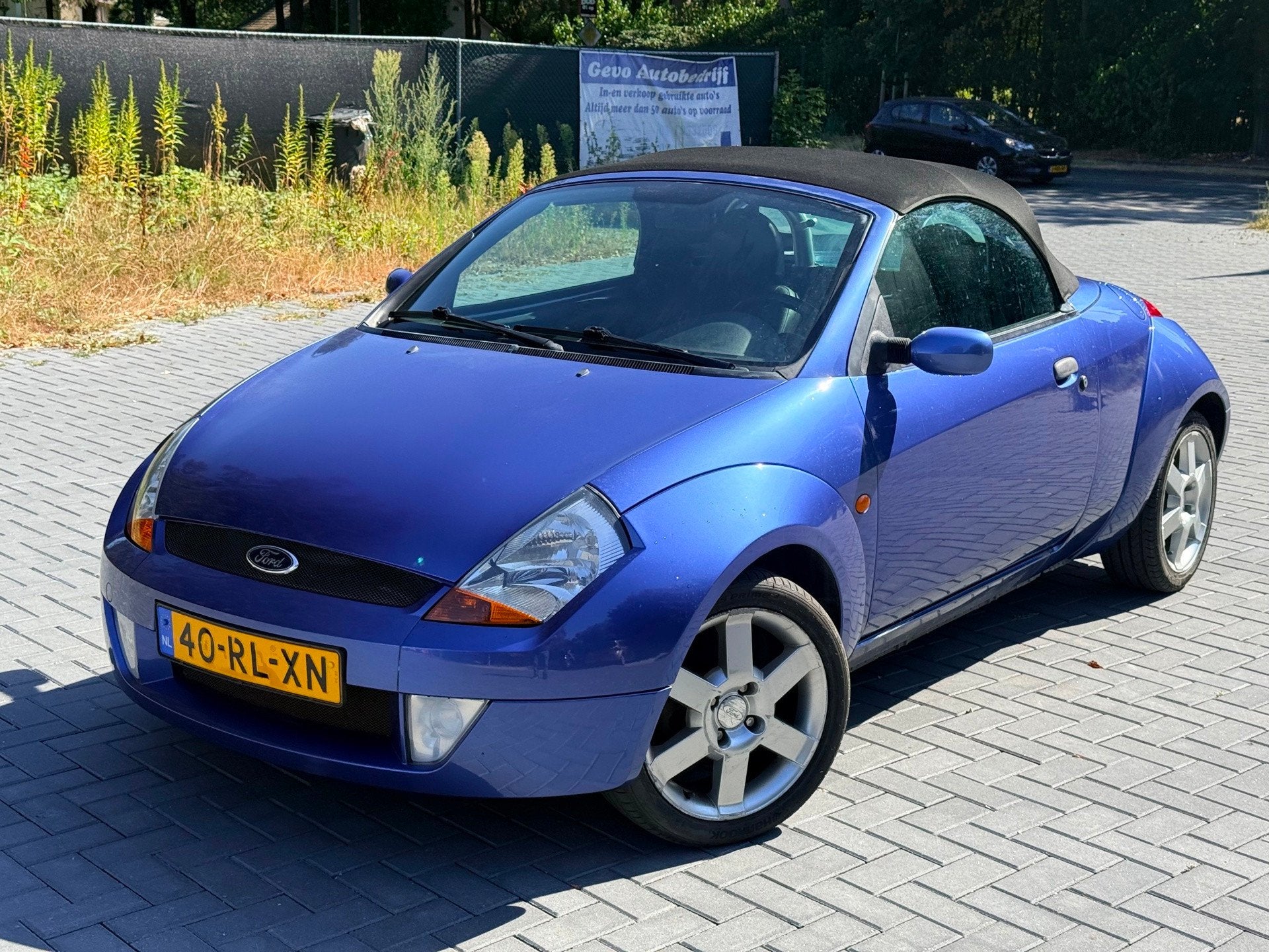 Ford Streetka 1.6 Futura/Cabrio/Airco/Leer/Elekt Raam/LMV/NA, Auto's, Ford, 1599 cc, Blauw, Bedrijf, Handgeschakeld