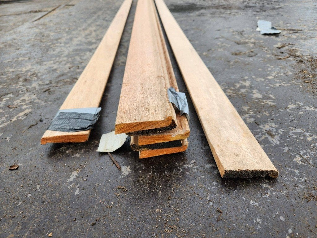 123 - Neuslatten en zwarte rhombus latten, Ophalen, Gebruikt, Vensterbanken, Eiken
