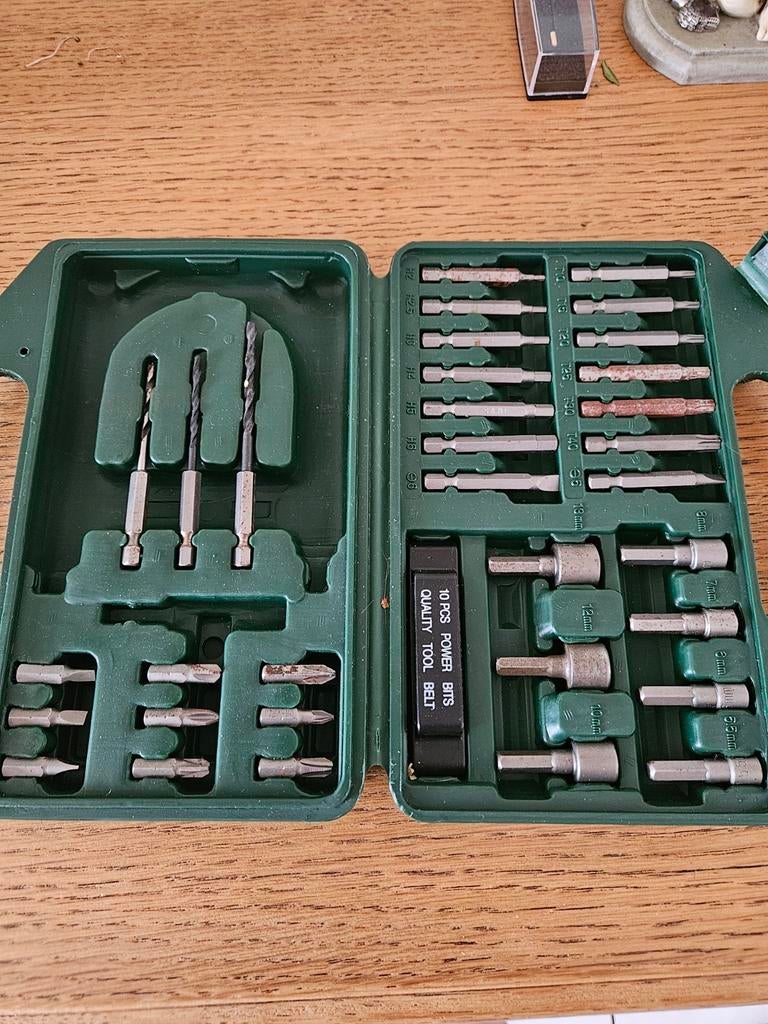 Boor- en bitset in handige koffer, Ophalen of Verzenden