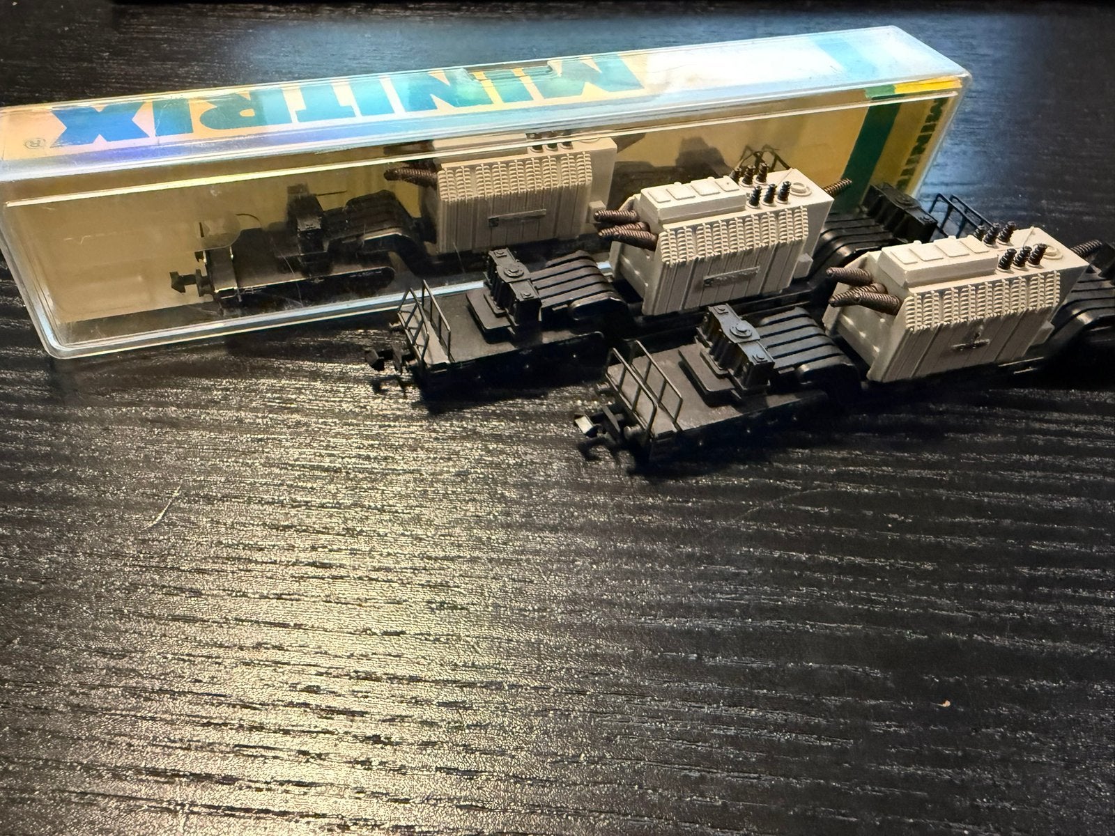 Minitrix 3298 dieplader met trafo 3 stuks, Gelijkstroom, Trix, Rails, Ophalen of Verzenden