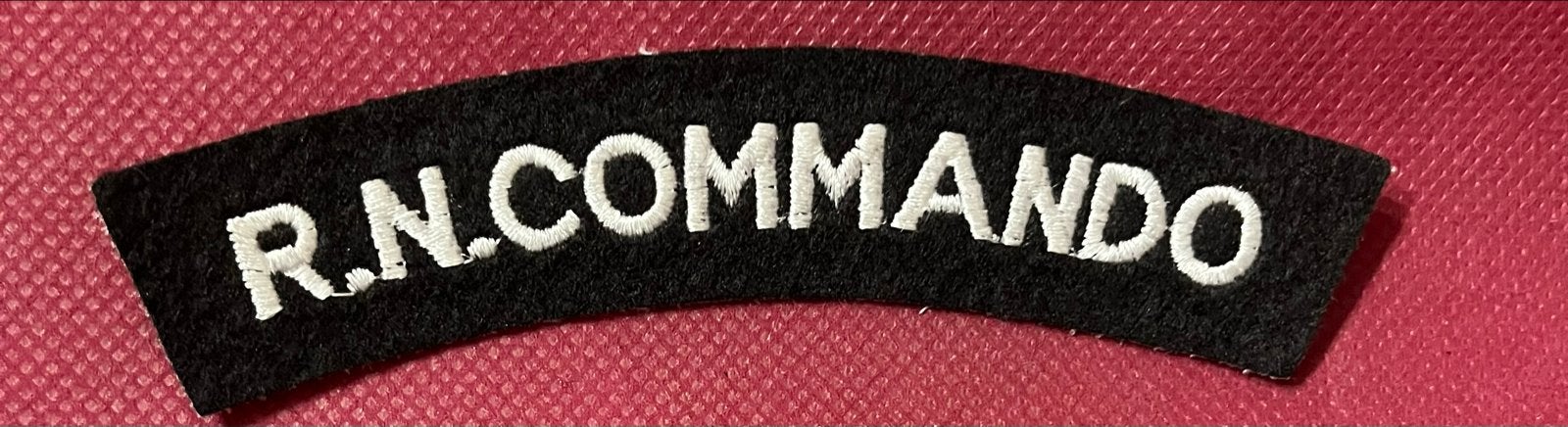 Commando Britse Engelse Royal Navy uniform leger, Ophalen of Verzenden, Marine, Nederland, Embleem of Badge