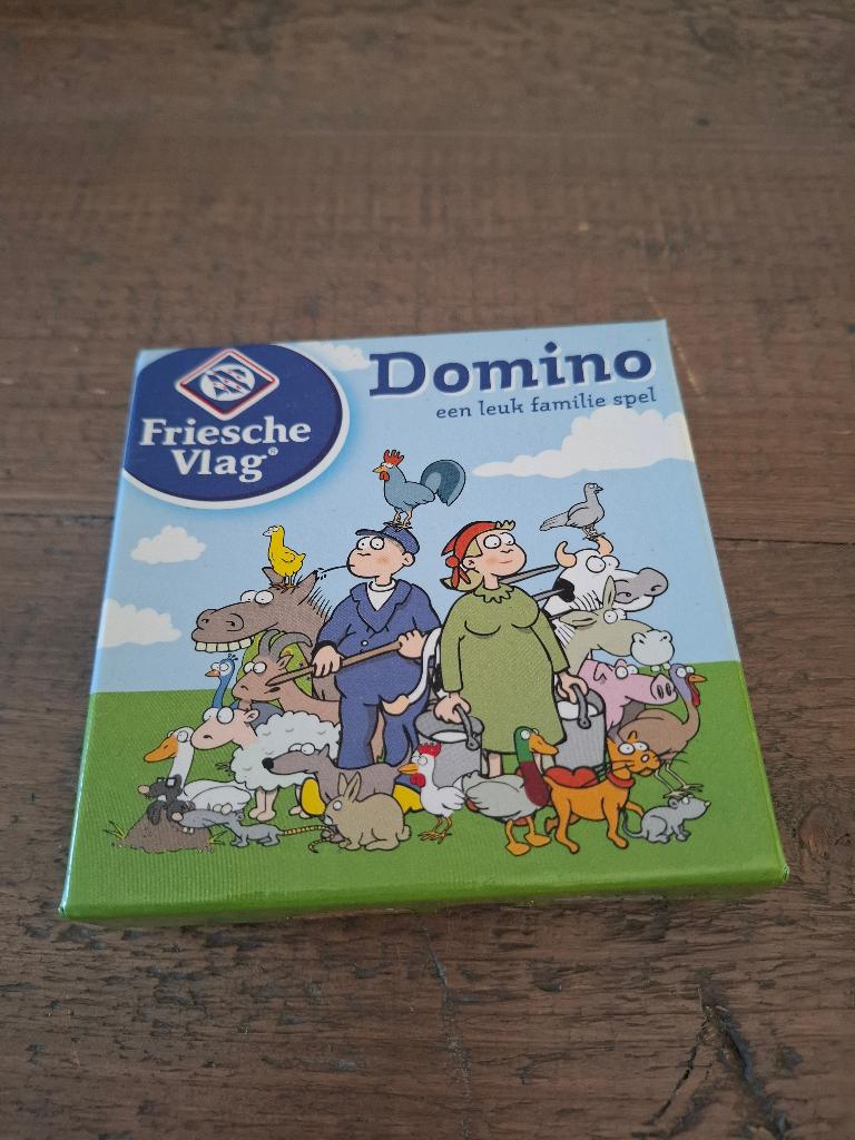 Friesche Vlag Domino – compleet familiespel, Ophalen of Verzenden, Zo goed als nieuw